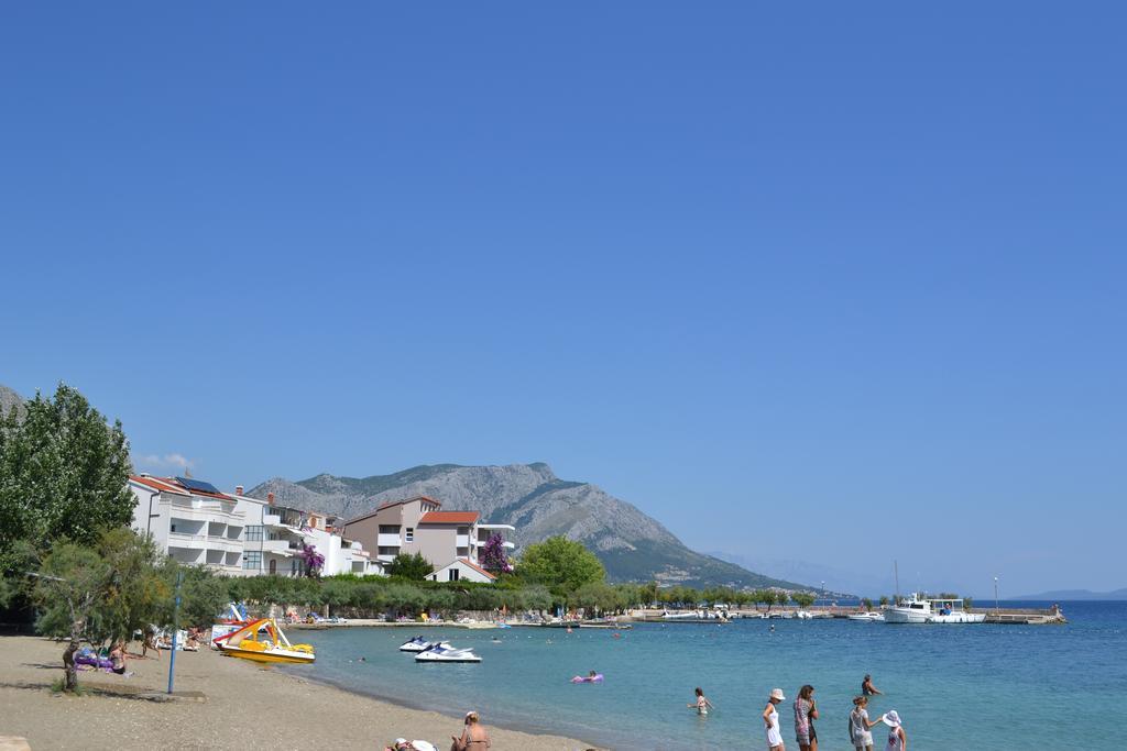 Apartments Iskra Duće Esterno foto